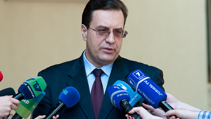 Интервью с кандидатом на пост президента Марианом Лупу