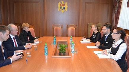 Юлиан Гроза провёл встрeчу с Эндрю Бёрнсом