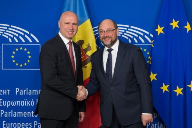 «Доверие не получают, его нужно заработать»