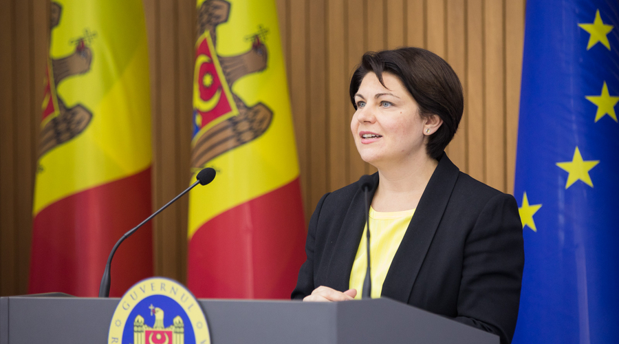 Социальные пособия вырастут еще больше, чем пенсии. Такого еще не было