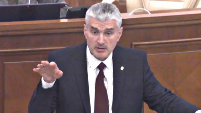 Слусарь: Павел Филип капитулировал перед Игорем Додоном, а Демпартия становится его приспешницей