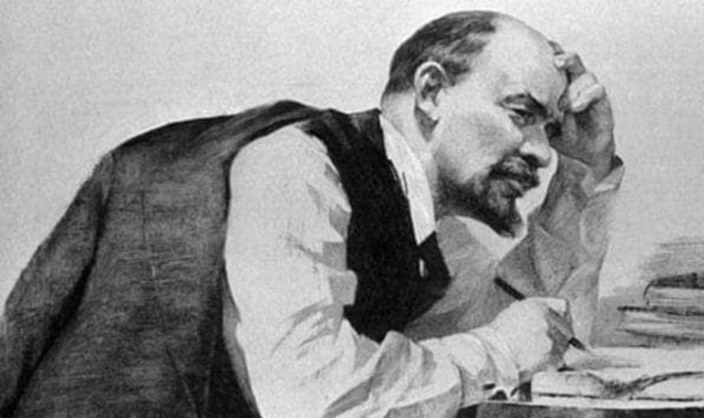 Идеи Ленина живут и побеждают