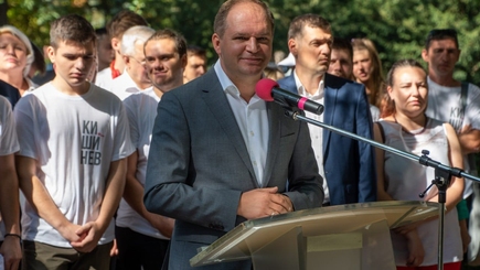 Социалист Ион Чебан приписал себе заслугу по установке панно в центре Кишинева