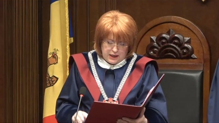 Председатель КС: Совмещение двух избирательных кампаний неконституционно