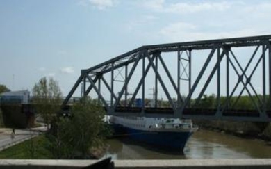 Молдoва и Румыния восстанавливают мост Галац-Джурджулeшты