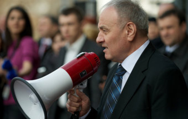 Президент Молдовы будет загонять гагаузов  в Европу?