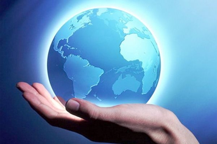 Очень недорогой способ посмотреть мир