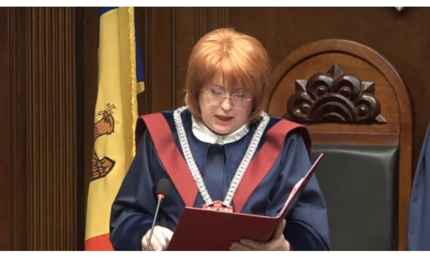 Председатель КС: Совмещение двух избирательных кампаний неконституционно