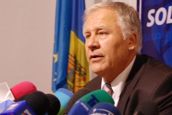 На заседаниях молдавского парламента будет присутствовать представитель НСГ