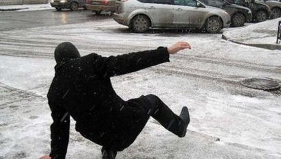 Из-за гололёда пострадало ок. 20 человек