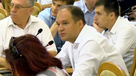 Замести следы, запутать горожан...