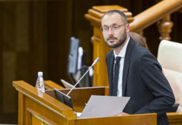 Депутат PAS о решение КС: с нынешним парламентом все равно нельзя двигаться дальше