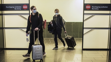 Спасет ли мир COVID-паспортизация?