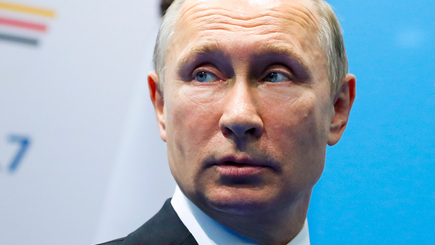 Путин пообещал поддержать участие спортсменов под нейтральным флагом