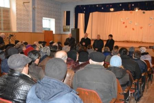 Валерий Яниогло поздравил женщин с наступающим праздником