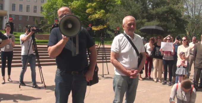 Опрос, проведенный коллегами Майи Санду, подтверждает рост ДПМ и провал бинома ПДС-ППДП