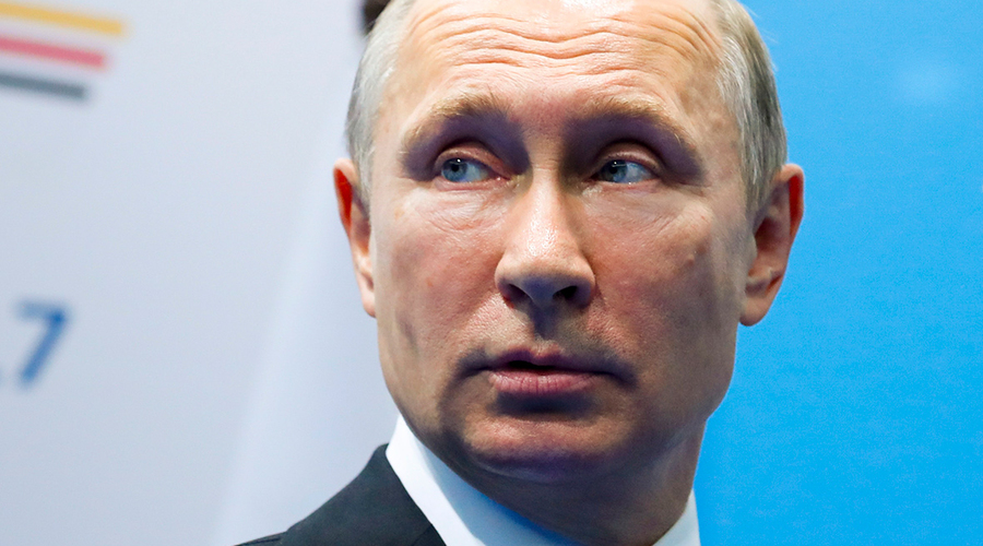 Путин пообещал поддержать участие спортсменов под нейтральным флагом