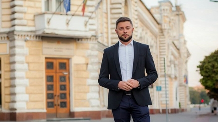 Конфликт в мэрии: вице-мэра Кишинева Виктора Киронду уволили с должности