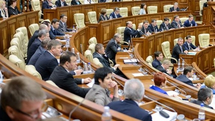 В парламент могут пройти 5 партий