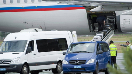 В Финляндии самолёт Путина загрузили водкой