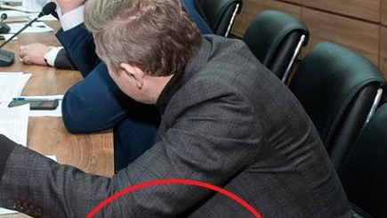 Скандал. Депутаты Приднестровья играют в 