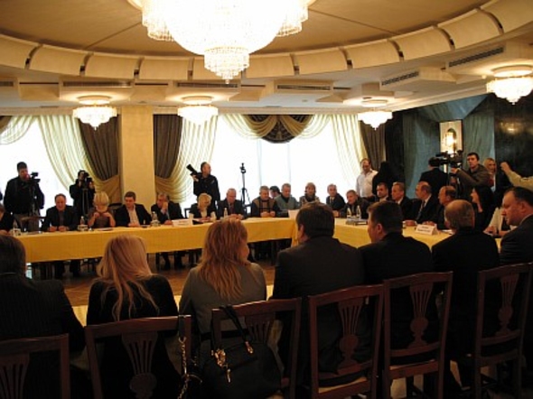 Левая альтернатива: «в игру вступает» гражданское общество