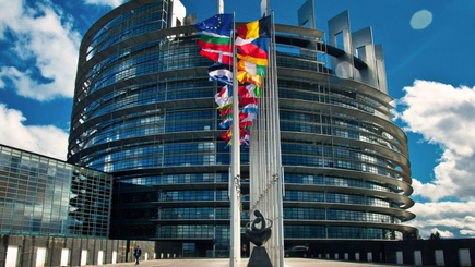 Российская пропаганда и фейки: Европарламент принял резолюцию