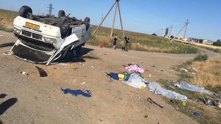 На Запорожье КамАЗ влетел в маршрутку: погибли дети