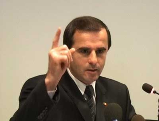 Василий Тарлев: «Рейдерские атаки на банки совершали и во времена, когда Воронин был у власти»