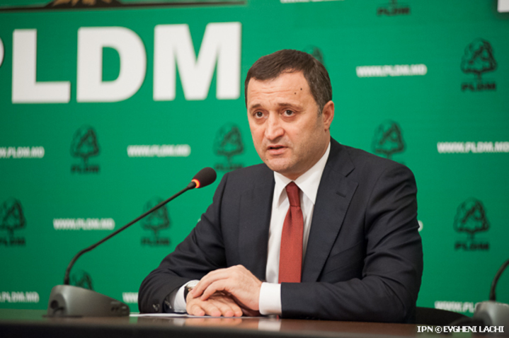 Влад Филат призывает избирателей голосовать 28 июня за кандидатов демократических партий