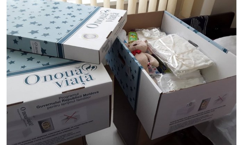Более 5500 семей в Молдове получили наборы для новорожденных в рамках программы 