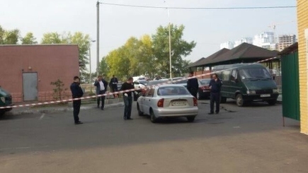 Разбойное ограбление в Киеве: у мужчины отобрали сумку денег