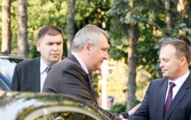 Канду и Рогозин поговорили об эмбарго и газе