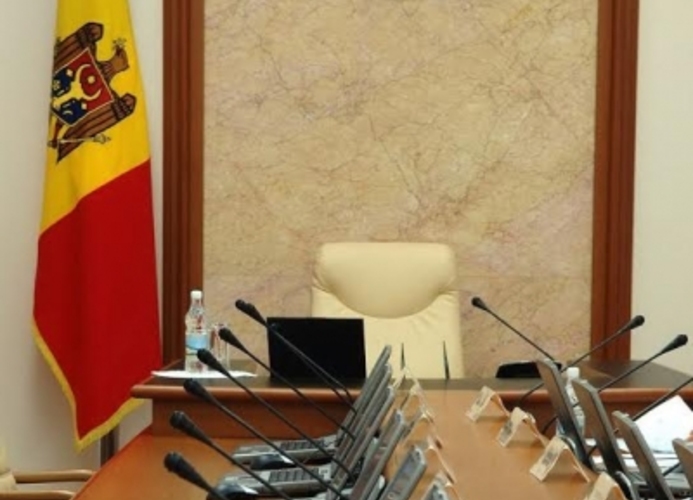 Министров предупредили... Кто не услышал, с тем расстанутся.