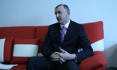 Артур Козма исключён из Партии коммунистов