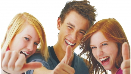 Молодых избирателей заманят кристаллами Swarovski