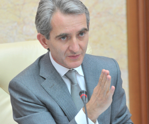 Лянкэ: “В Европе нет места даже слову «коммунист»”