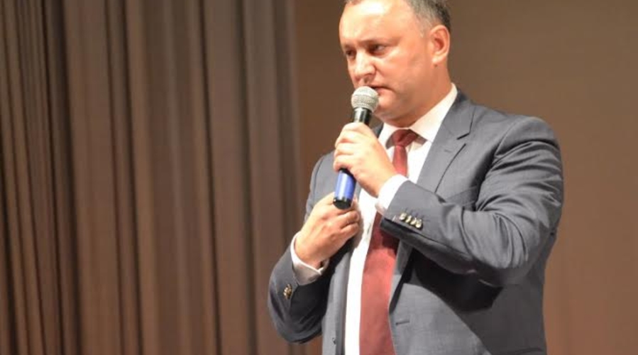 Игорь Додон провёл встречу с соотечественниками в Москве