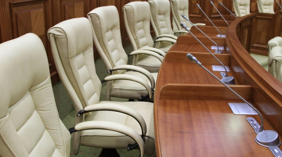 В Парламенте назвали депутатов, кто ни разу не выступил на заседании. Их 11 человек