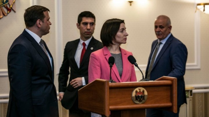 Граждане Молдовы выступают против досрочных выборов