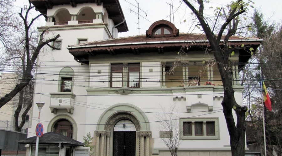 Брат пошел на брата.  В Бухаресте ограблены молдавские дипломаты