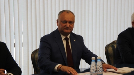 Игорь Додон призвал власть “выйти из эйфории и перестать жаловаться на тяжелое наследство предшественников”