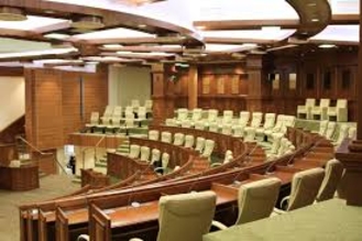 Депутаты вернутся с каникул 16 сентября