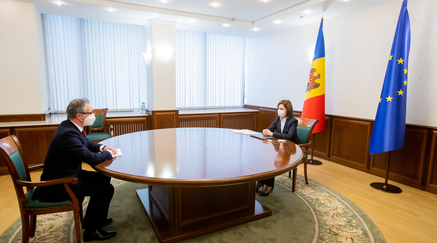 Президент Санду провела рабочую встречу с главой миссии ОБСЕ в Молдове Клаусом Нойкирхом