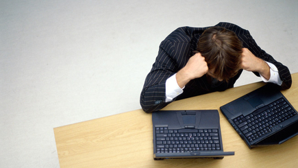 Та же проблема и тот же вопрос:  Кто   виноват   и  Что    делать ?