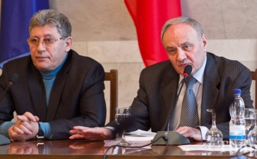 Президент Тимофти не решился сместить А. Шалару с поста министра обороны