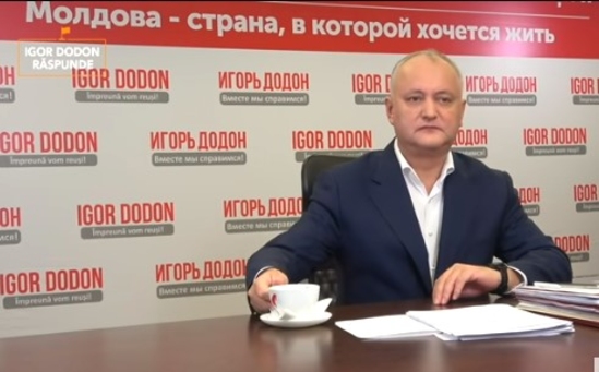 «Я прижал ее в углу, и спросил, чего она так боится?» Игорю Додону придется извиниться перед Майей Санду