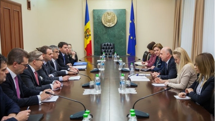 Премьер Павел Филип провел встречу с вице-председателем ЕИБ по Республике Молдова Яном Вапаавуори