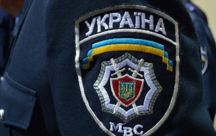 В Одессе мужчину застрелили на детской площадке