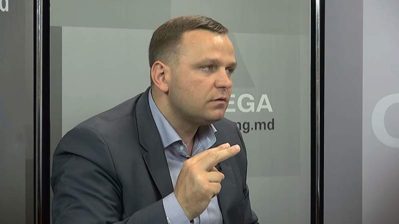 Стремление к власти и тщеславие погубят их